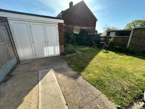 LARKFIELD ROAD- click for photo gallery